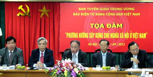 Tọa đàm về “Phương hướng xây dựng chủ nghĩa xã hội ở Việt Nam”